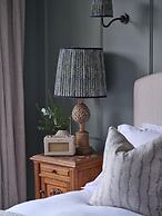 STANWELL HOUSE