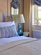STANWELL HOUSE