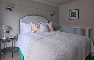 STANWELL HOUSE