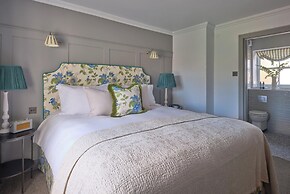 STANWELL HOUSE