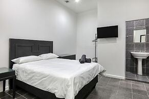 Inn & Out Express Sea Point