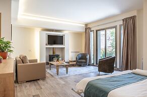 Scape by Villa John