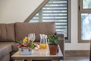 Scape by Villa John