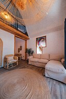 Feronia Suites