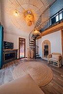 Feronia Suites