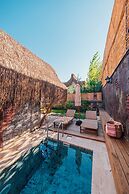 Feronia Suites
