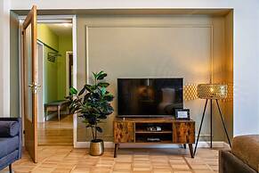 Designer Flat for 4 Heart of Bucharest Kitchen