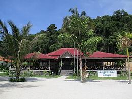 Saracen Bay Resort