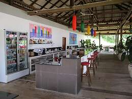 Saracen Bay Resort