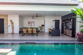 Villa Lys by Alfred in Bali