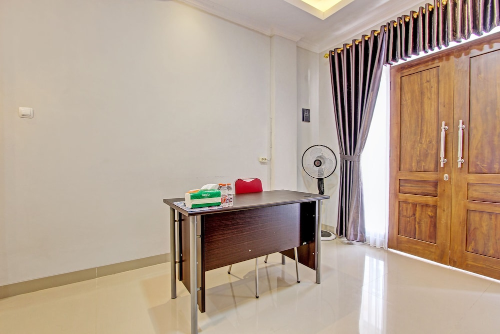 Hotel O Imperial Inn