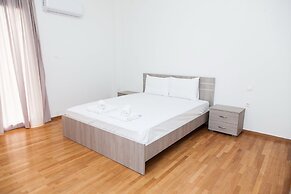 Glamorous Apt in central Athens