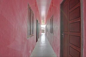 Hotel O Arsen House