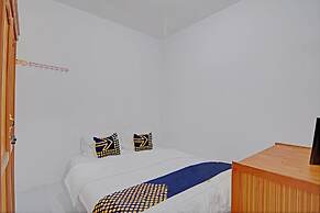 Hotel O Arsen House