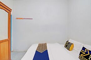 Hotel O Arsen House