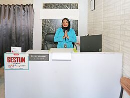 Capital O 92971 Pelangi Residence