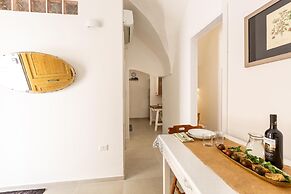 3482 Vico dei Mille by Barbarhouse