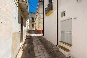 3482 Vico dei Mille by Barbarhouse