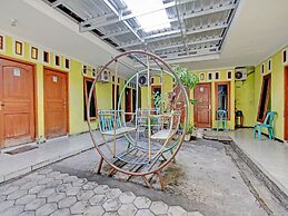 OYO 92998 Wiludjeng Guesthouse