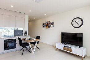 The Hills Residence