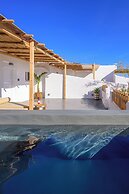 Athiri Luxury Suites Perivolos