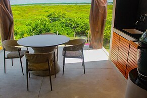 Therasia Luxury Beachfront Retreat
