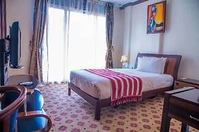 Hotel Karisimbi