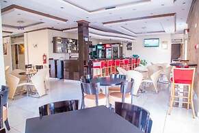 Hotel Karisimbi