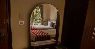 Hotel Karisimbi