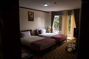 Hotel Karisimbi