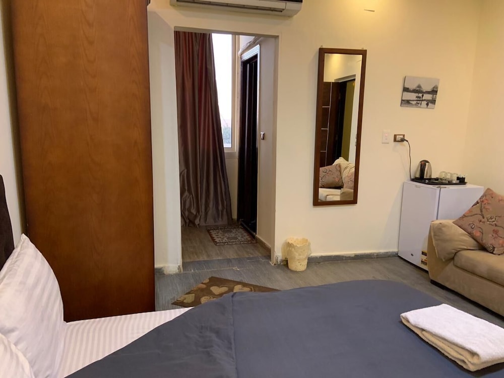 cairo pyramids view inn