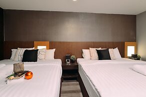 Tori Crown Hotel