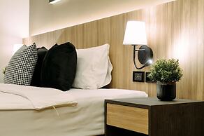 Tori Crown Hotel