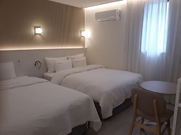 Urban Hotel