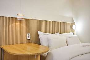 Urban Hotel
