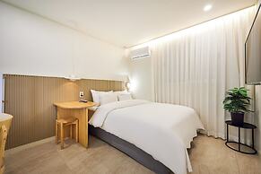 Urban Hotel
