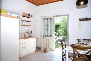 Gaios Hill Studio in Gaios