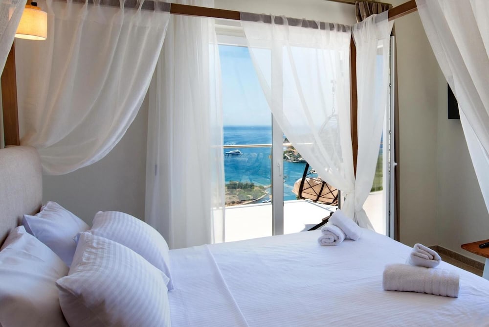 Above Blu Villa in Gaios