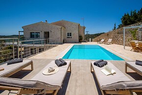 Above Blu Villa in Gaios