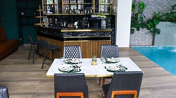 Mettavary Hotel
