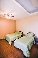 Minshuku KCS Hotel and Restaurant