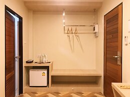 SJ Miracle Hotel