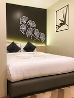 SJ Miracle Hotel