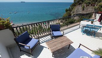 Due Relais - Panoramic Sea View Suites