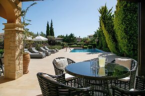 Aphrodite Hills Rentals – Elite Villas