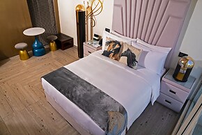 NIRVANA RETREAT