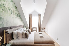 Muse by StayLab