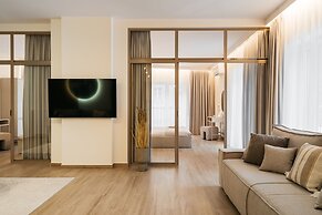 Muse by StayLab