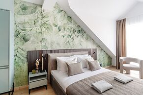 Muse by StayLab