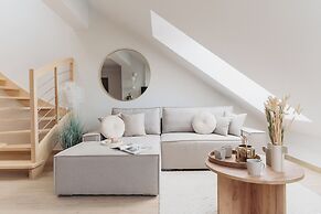 Muse by StayLab